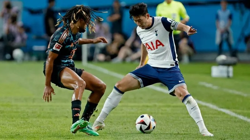 Bayern đấu với Tottenham 01