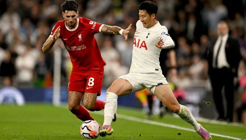 Tottenham đấu với Liverpool 03