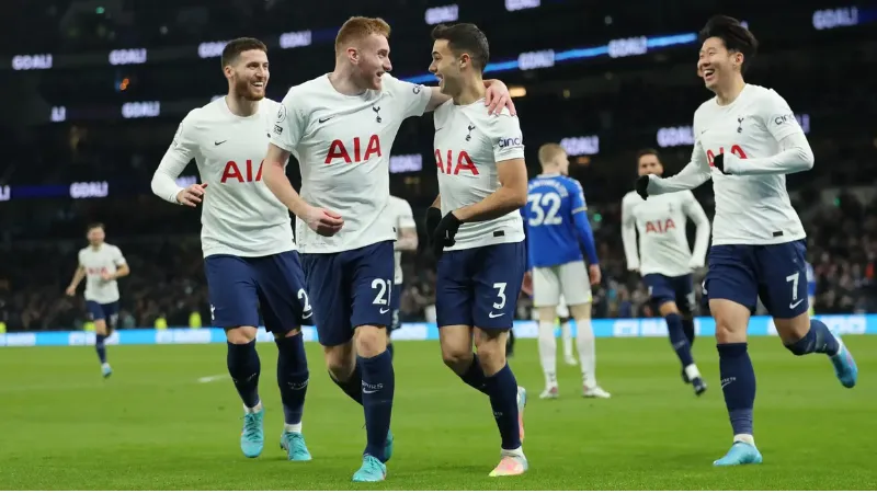 Nhân sự then chốt: trục dọc, chiều sâu và kế thừa