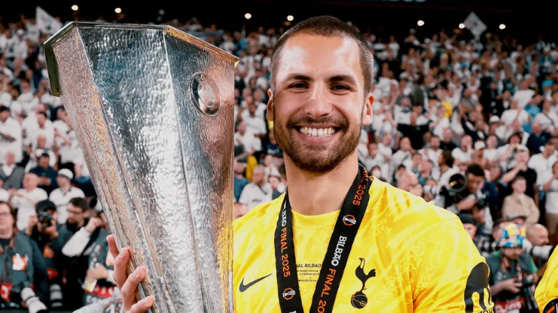 Những cuộc đối đầu đáng nhớ của Tottenham với West Ham